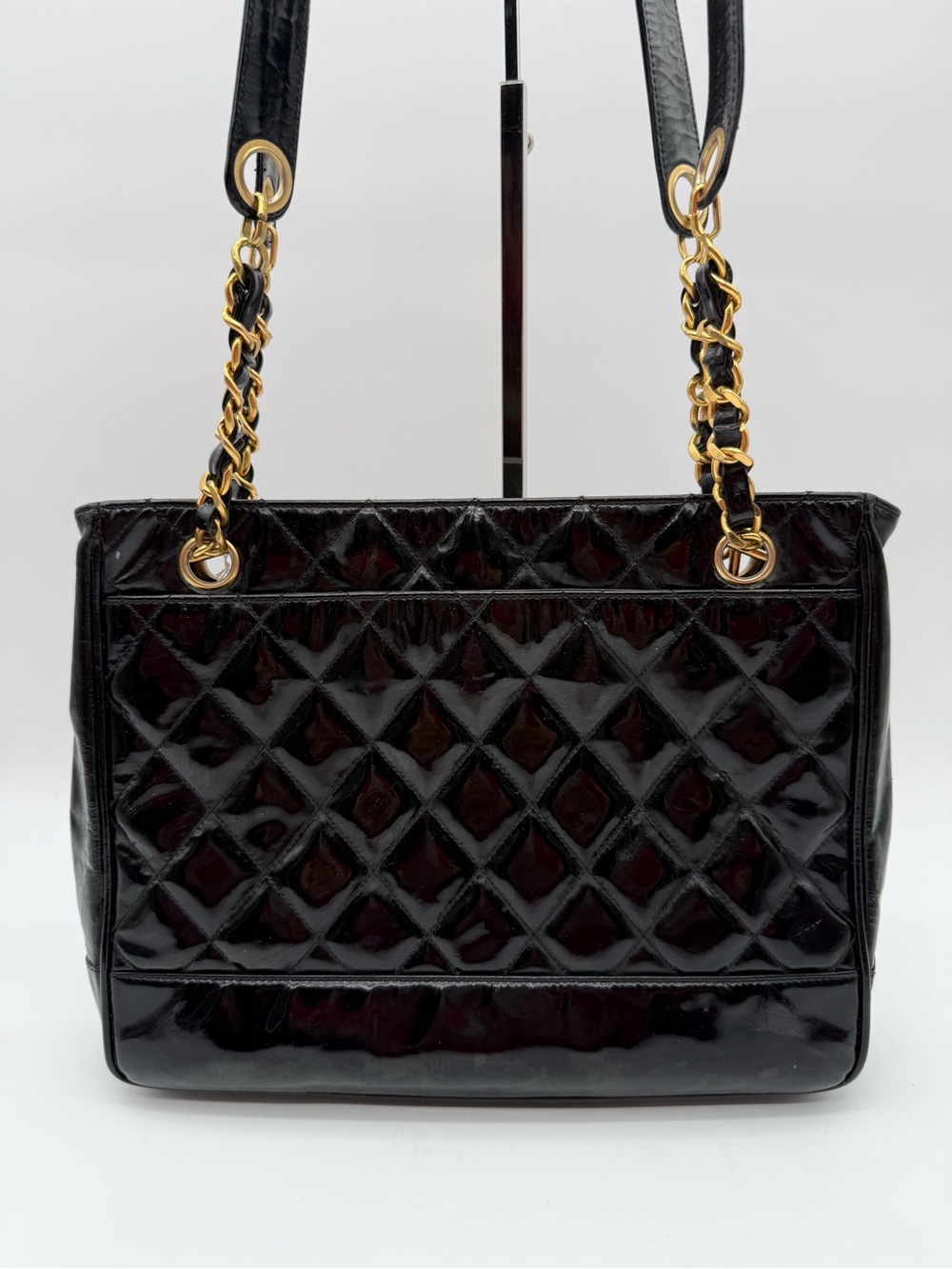CHANEL VINTAGE PATENT LEATHER TOTE GHW